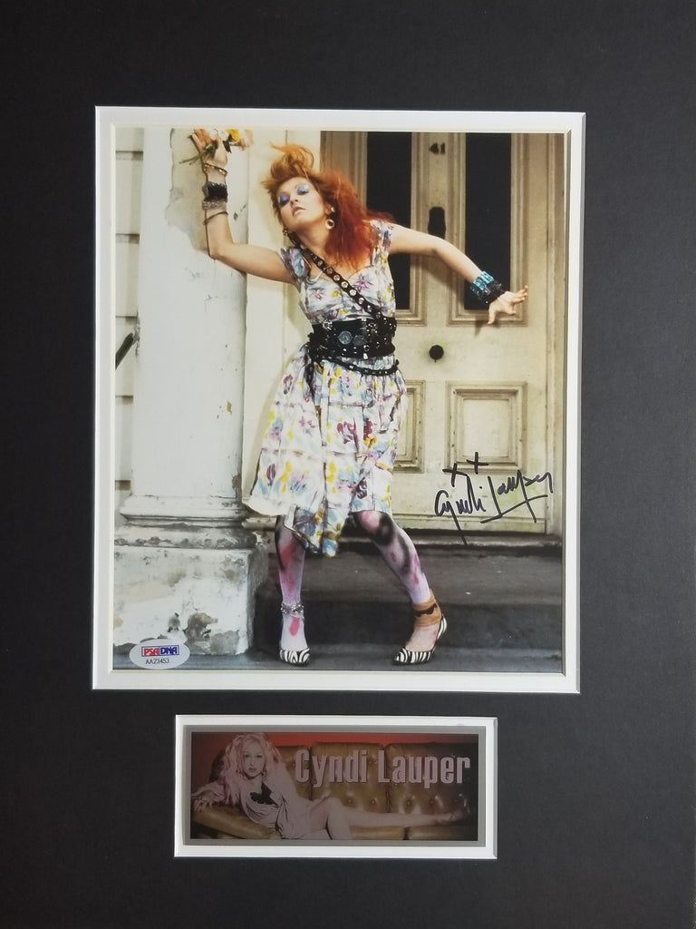 Signed photo of Cyndi Lauper