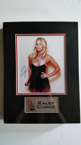 Signed photo of Kaley Cuoco