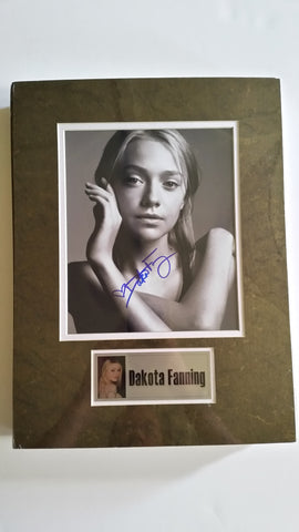 Signed photo of Dakota Fanning