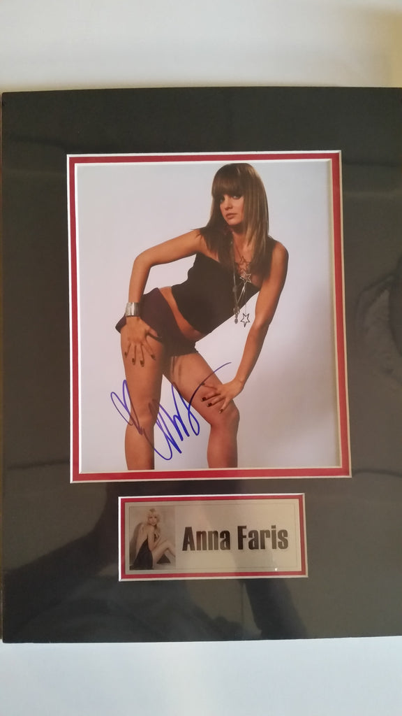 Signed photo of Anna Faris