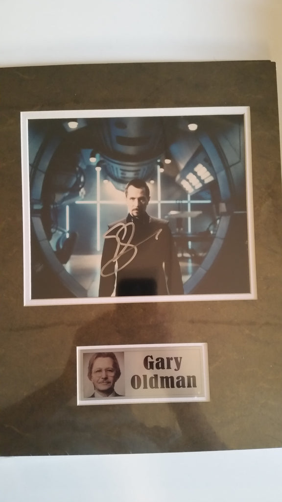 Signed photo of Gary Oldman