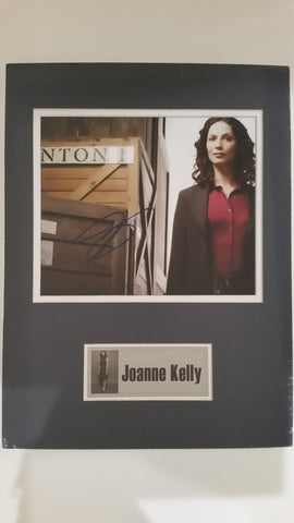 Signed photo of Joanne Kelly
