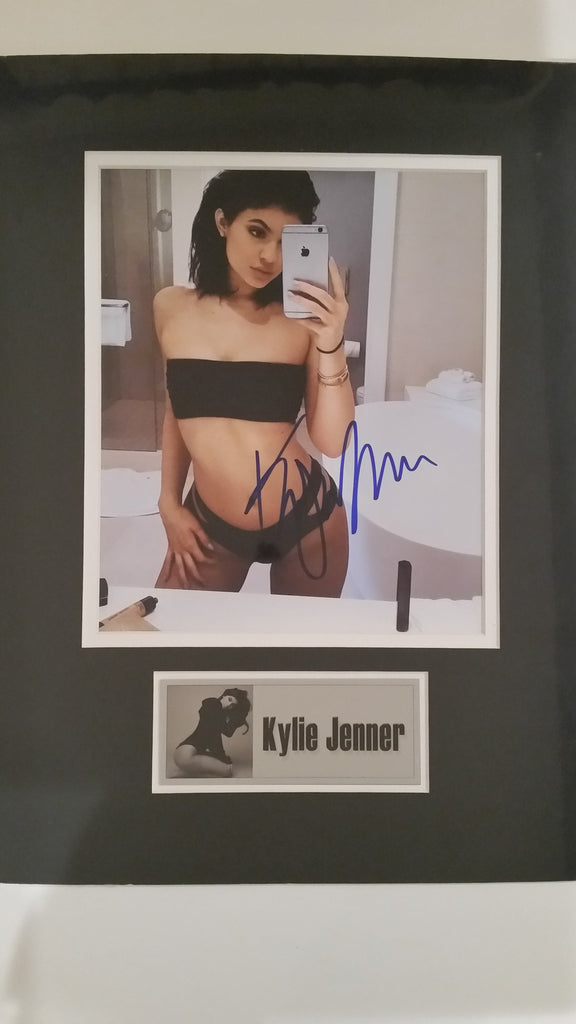 Signed photo of Kylie Jenner