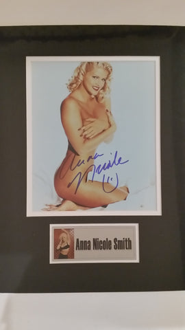 Signed photo of Anna Nicole Smith