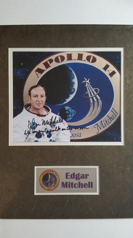 Signed photo of Edgar Mitchell
