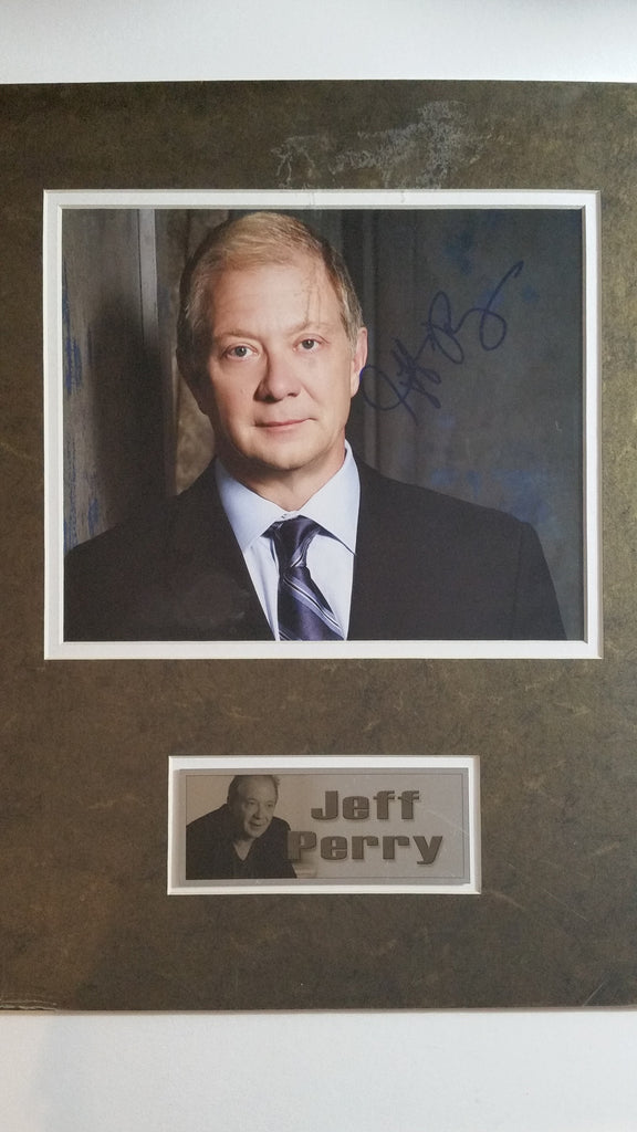 Signed photo of Jeff Perry