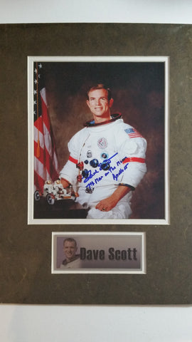 Signed photo of Dave Scott