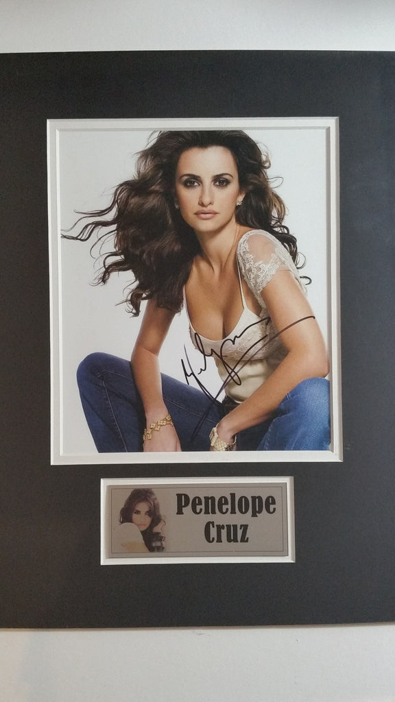 Signed photo of Penelope Cruz