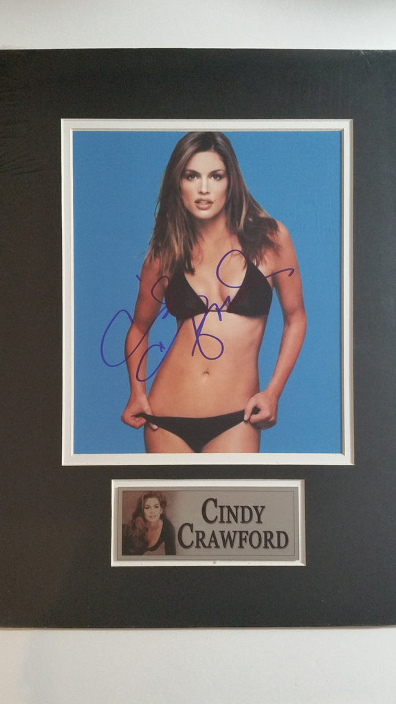 Signed photo of Cindy Crawford
