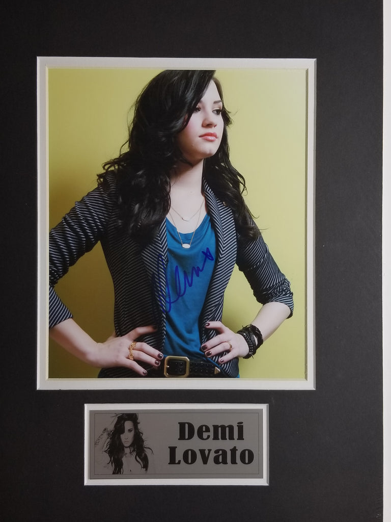 Signed photo of Demi Lovato