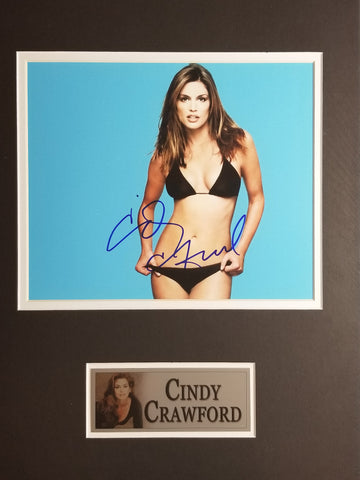 Signed photo of Cindy Crawford