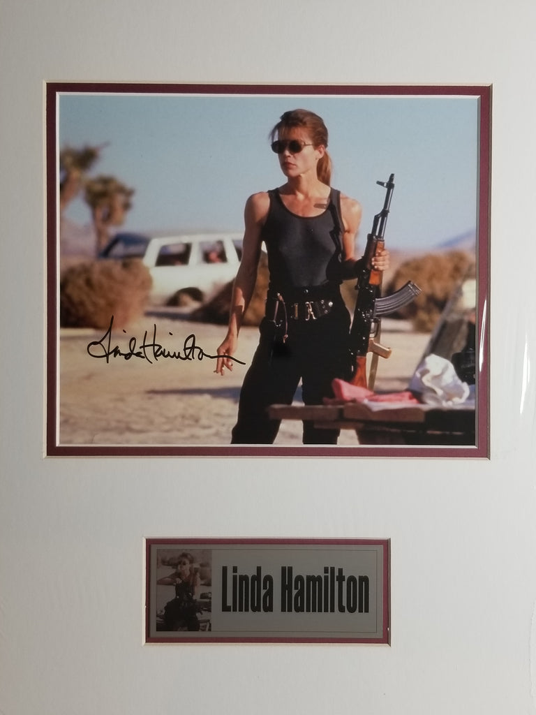 Signed photo of Linda Hamilton